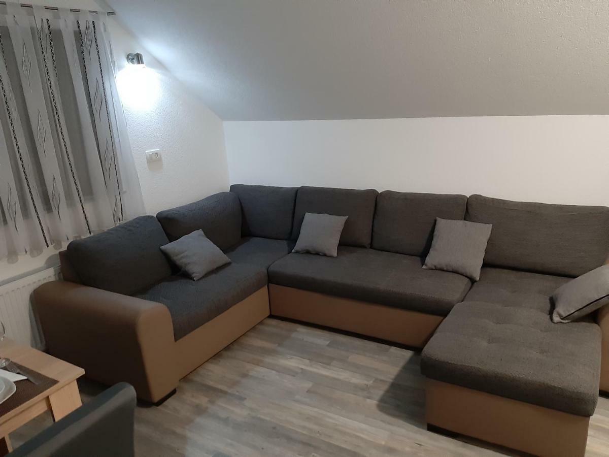 House Betty Apartment Грабовац Екстериор снимка